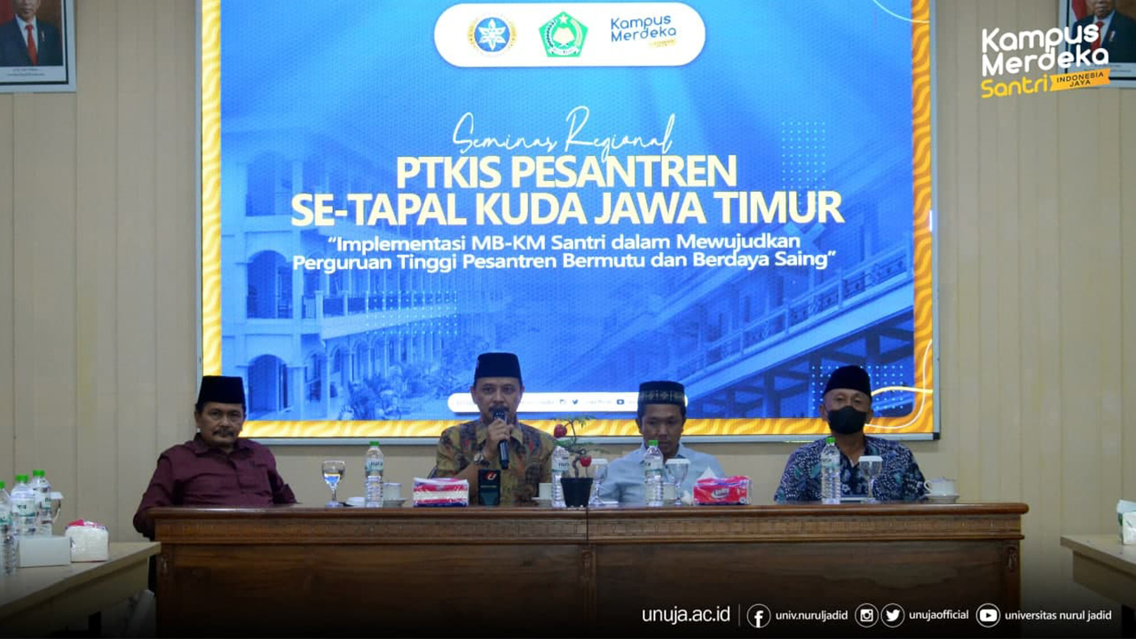 Wakil Rektor I, Drs. H. Hambali, M.Pd. saat memberikan Sambutan Pembukaan Seminar