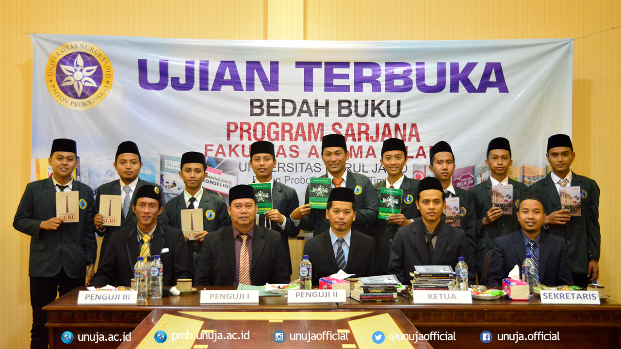 Selebrasi foto bersama para peserta Ujian Terbuka bersama seluruh dewan penguji