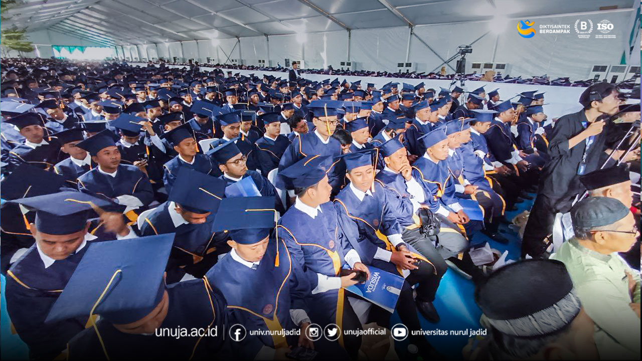 Rayakan Dies Maulidiyah ke-VIII, UNUJA Wisuda 1.172 Mahasiswa dan Paparkan Capaian Menuju Kampus Unggul Rayakan Dies Maulidiyah ke-VIII, UNUJA Wisuda 1.172 Mahasiswa dan Paparkan Capaian Menuju Kampus Unggul