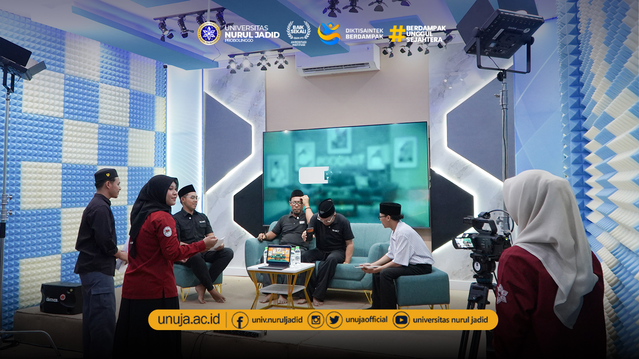 Tim Trans7 Kupas Strategi Meliput Pesantren dalam Podcast KPI UNUJA Tim Trans7 Kupas Strategi Meliput Pesantren dalam Podcast KPI UNUJA