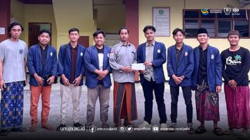 Solidaritas Santri: Aliansi Mahasiswa UNUJA Bantu Pesantren Al Khoziny yang Tertimpa Musibah