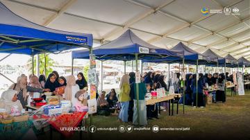 UNUJA Hadirkan Semangat Wirausaha Mahasiswa dalam Business Showcase 2025